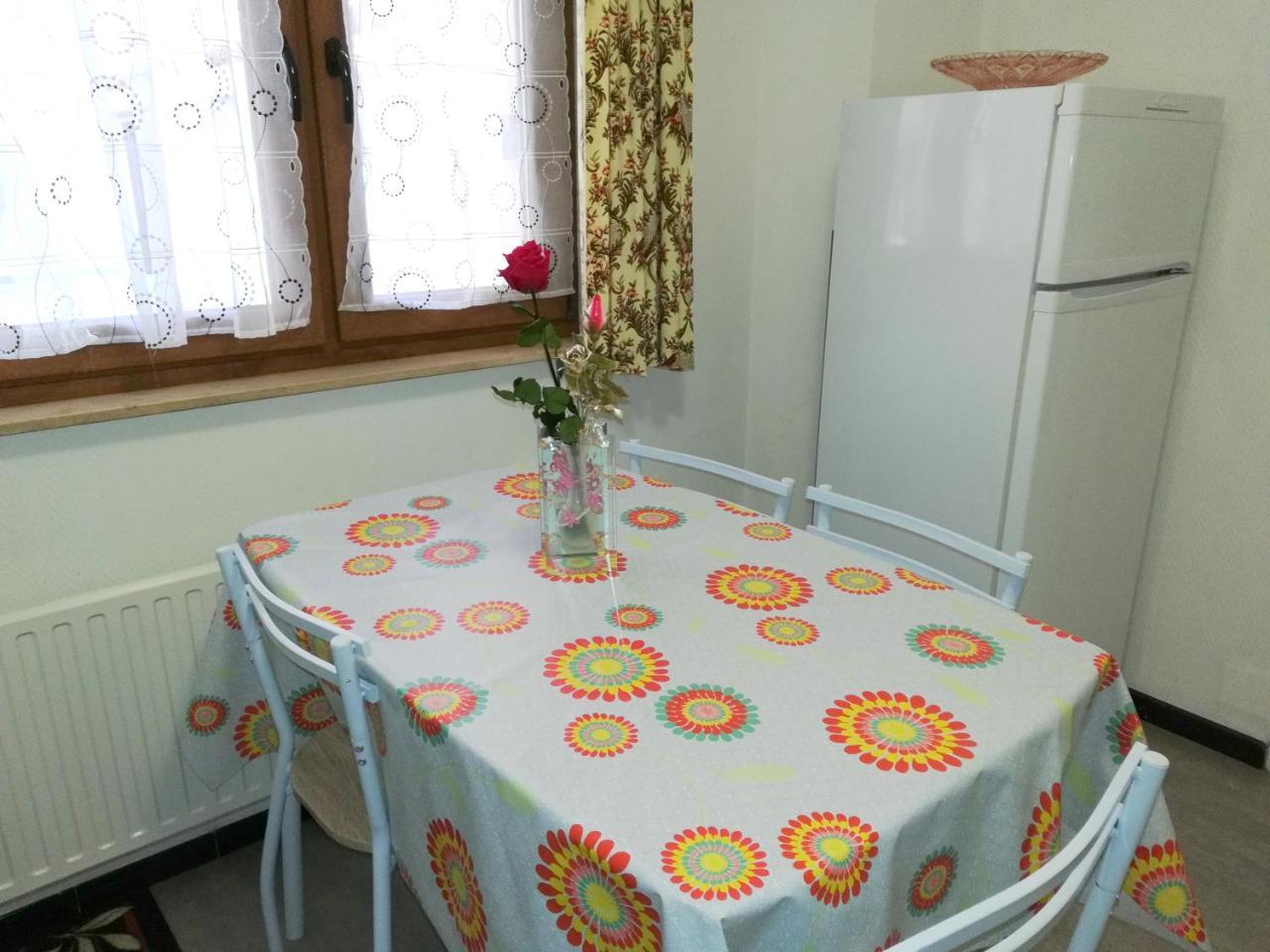 Location-Meuble Leilighet Issenheim Eksteriør bilde